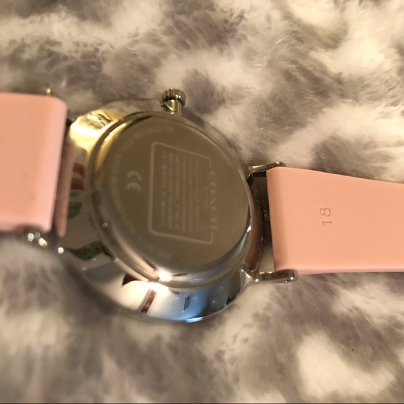 Coach watch -pink - Picture 5 of 5